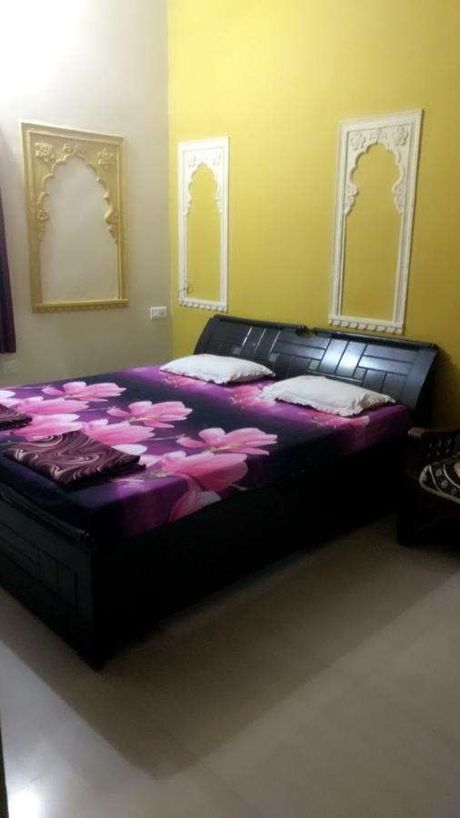 Shivam Tourist Guest House Būndi Екстериор снимка