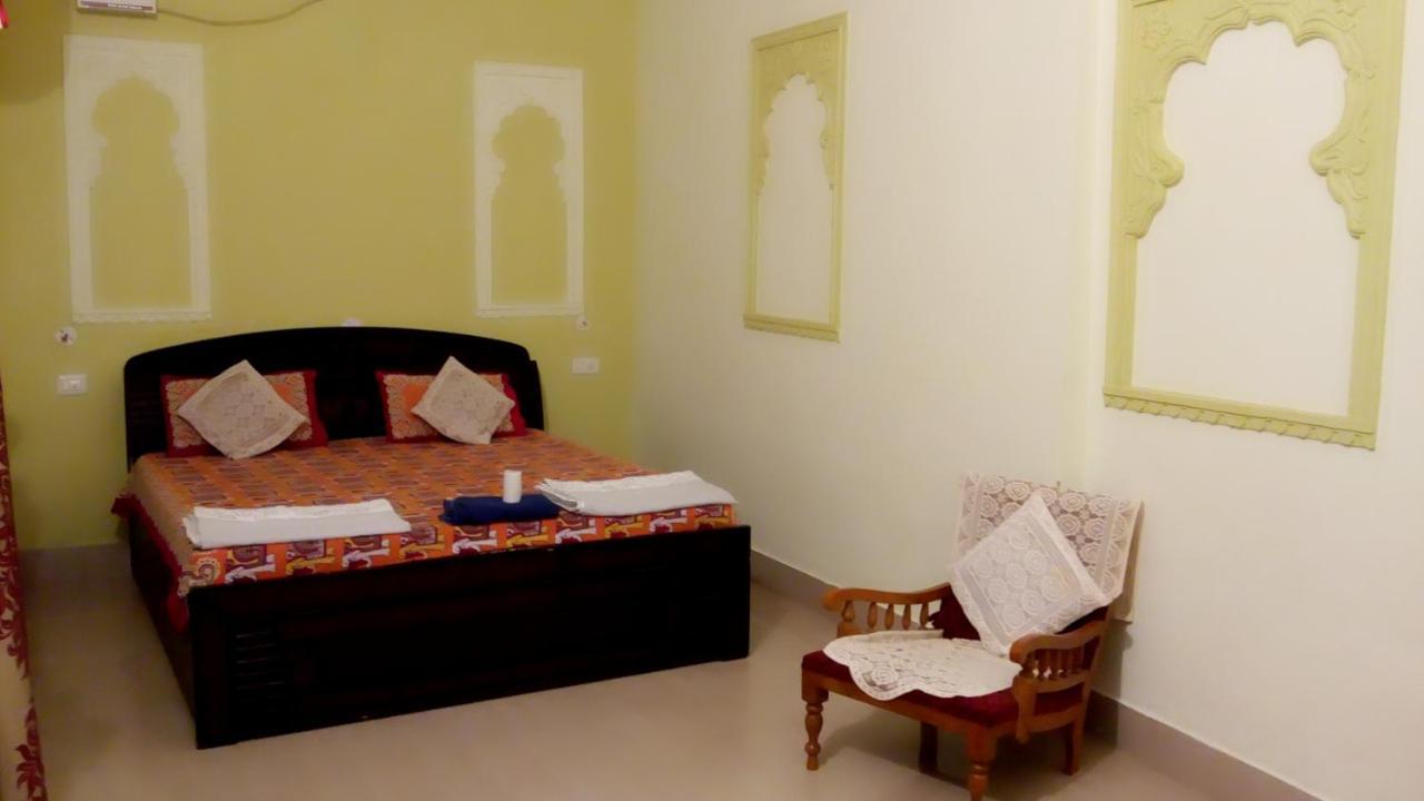 Shivam Tourist Guest House Būndi Екстериор снимка