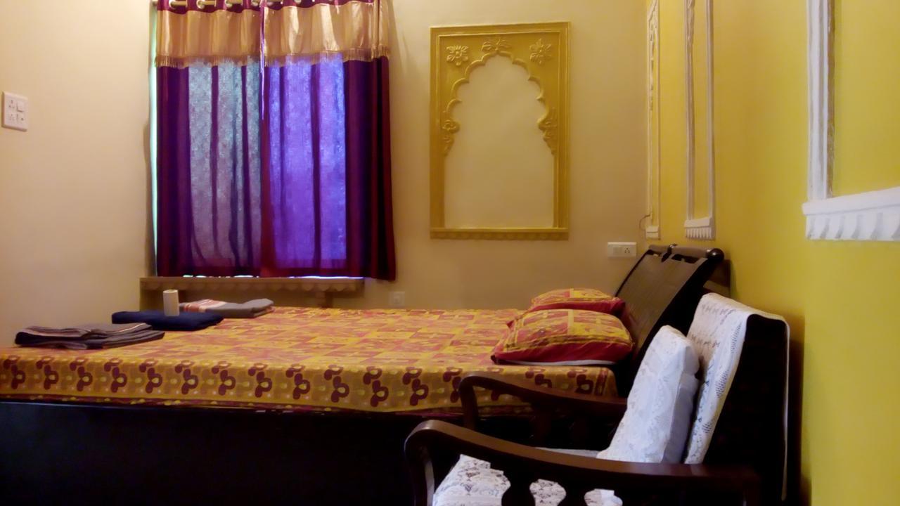 Shivam Tourist Guest House Būndi Екстериор снимка