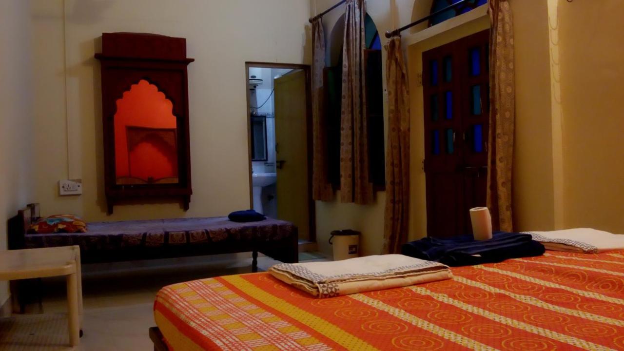 Shivam Tourist Guest House Būndi Екстериор снимка